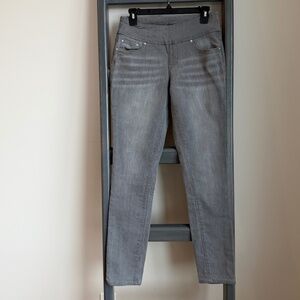 JAG High Rise Skinny Jeans – Size 6/28 (Like New)